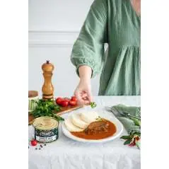 Hovädzie mäso na rajčinách 400g